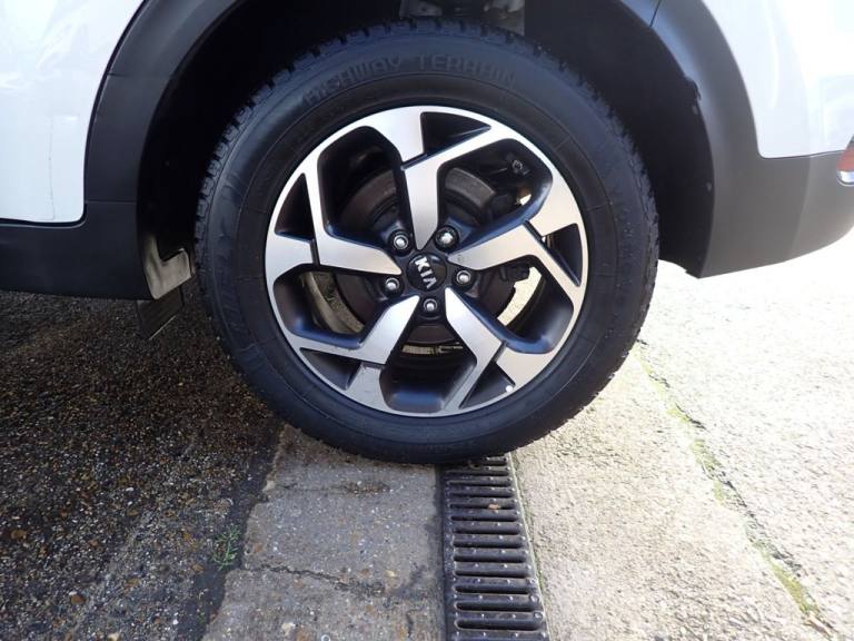 2019 19 KIA SPORTAGE 1.6 GDI 2 SUV 5DR PETROL MANUAL EURO 6 (S/S) (130 BHP)