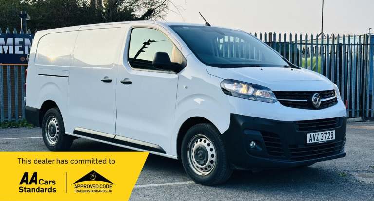2022 Vauxhall Vivaro 2900 1.5d 100PS Dynamic H1 Van PANEL VAN DIESEL Manual
