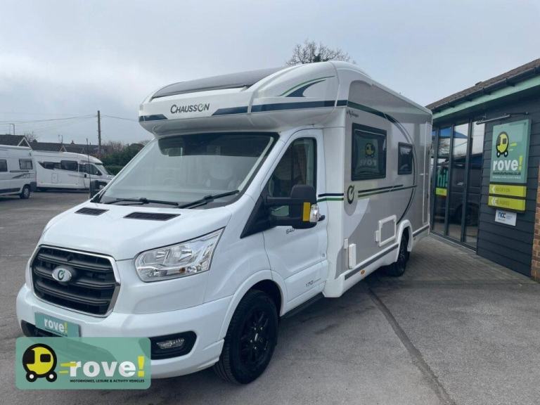 Chausson Titanium Ultimate 640 Automatic 4 berth 4 belt end washroom motorhome