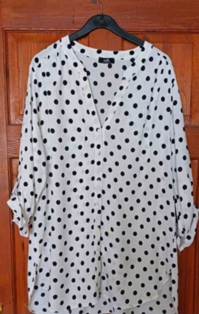 Wallis White & Black Polka Dot Blouse – Good Condition