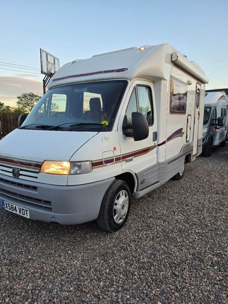  Peugeot motorhome adventurer  2 berth turbo diesel power steering