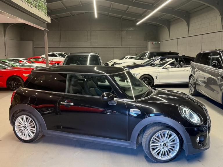 2018 MINI Hatch 1.5 Cooper Steptronic Euro 6 (s/s) 3dr HATCHBACK Petrol Automatic