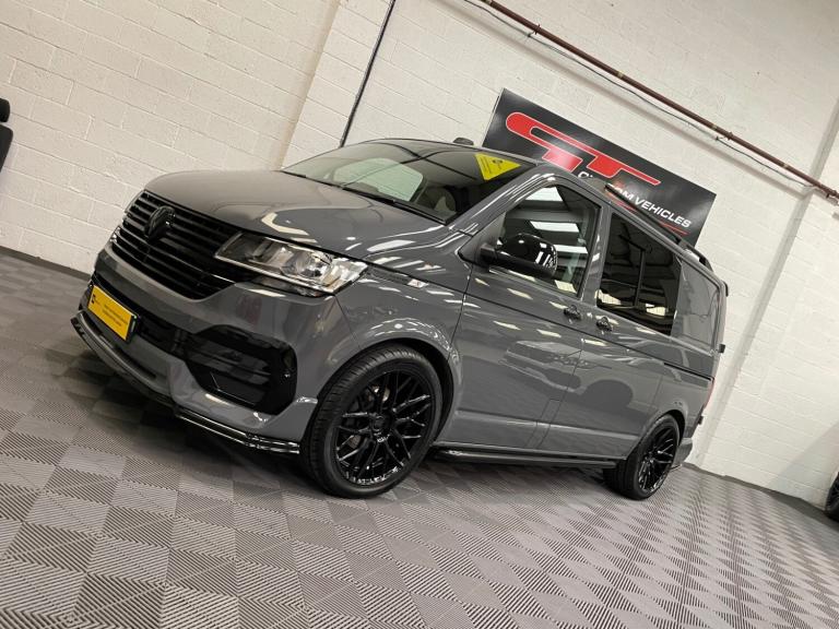 2021 Volkswagen Transporter 2021 21 Volkswagen Transporter T6.1 2.0TDI (EU6) SWB Kombi Crew Van D...