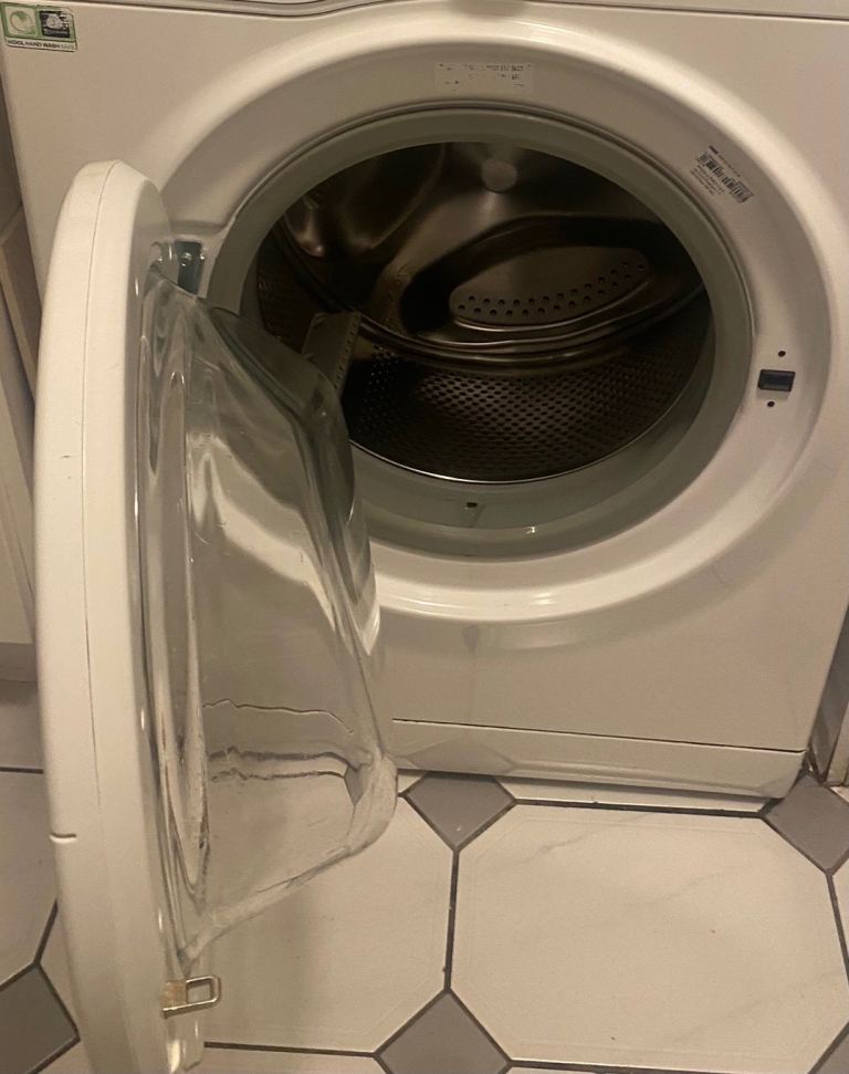 Hotpoint Washing Machine with Smart Feature 