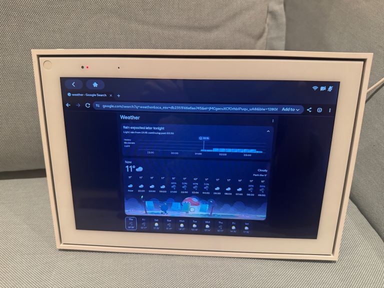 Portable video call/browsing display 