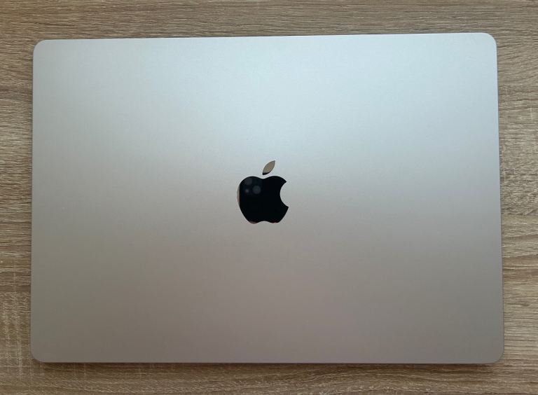 Apple 2024 MacBook Air 15" Laptop – Silver, As Good As New