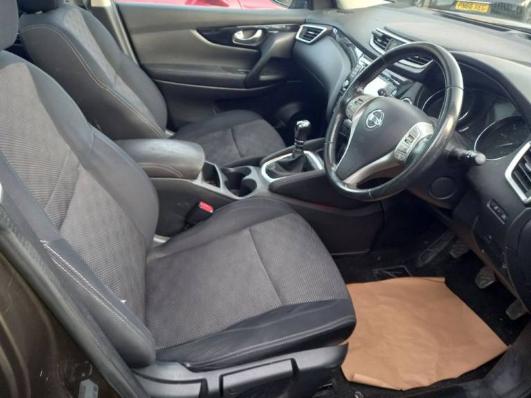 2014 Nissan Qashqai 1.5 dCi Acenta Premium SUV 5dr Diesel Manual 2WD Euro 5 (s/s) (110 ps) HATCHB...