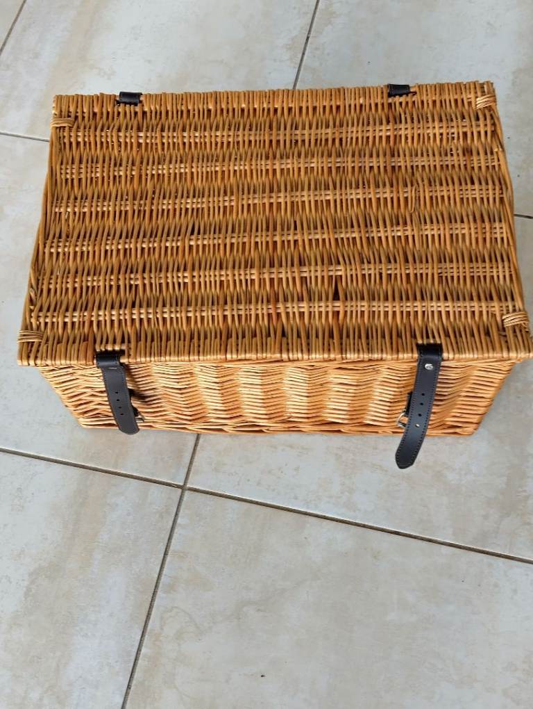 Wicker Hamper Basket 