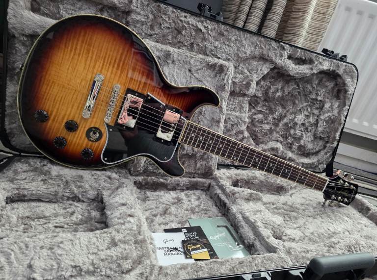 Epiphone inspired by Gibson les paul double cut