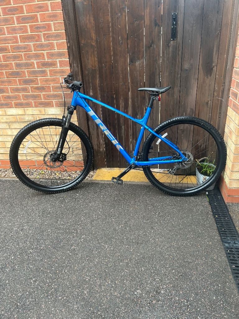 TREK MARLIN 6