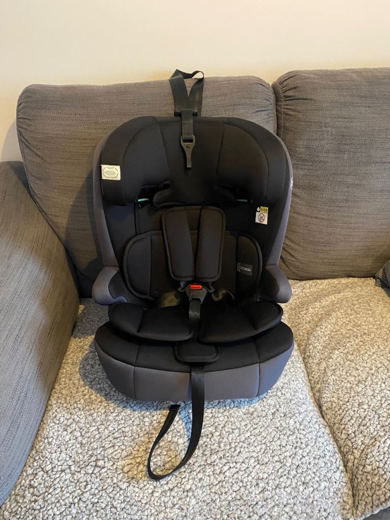 Good Condition Black Fabric Child Car Seat
