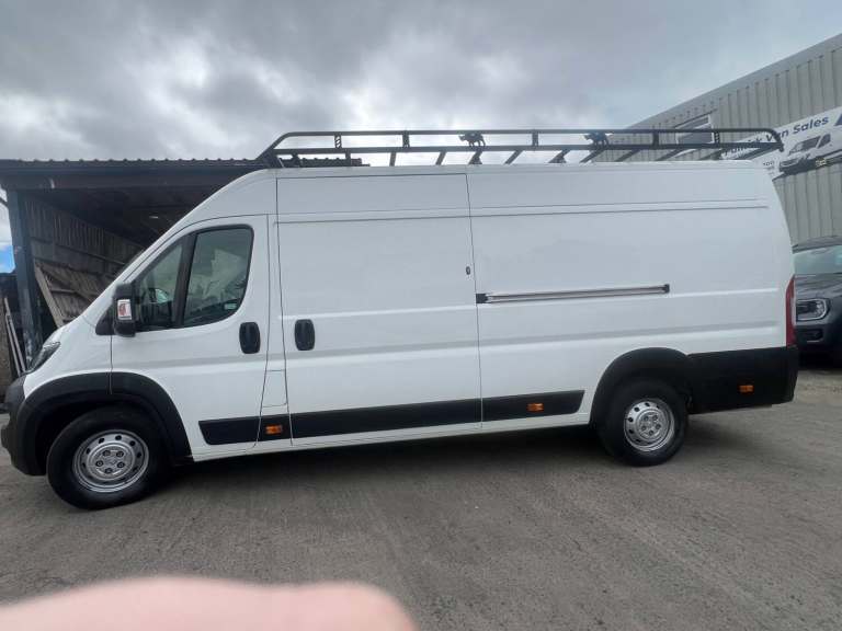 2021 Peugeot Boxer 2.2 BlueHDi H2 Professional Van 140ps PANEL VAN ...