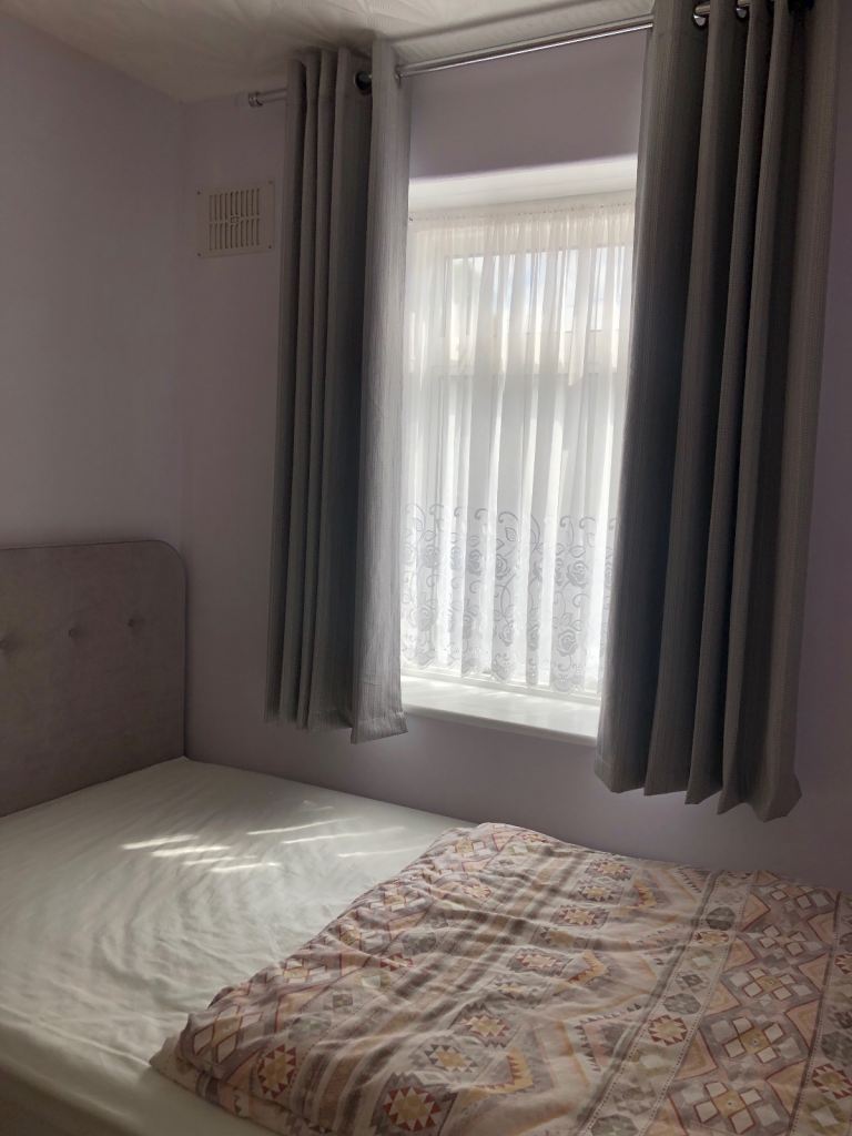 Small room to rent