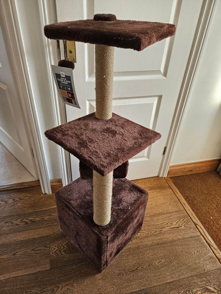 Cat scratching post