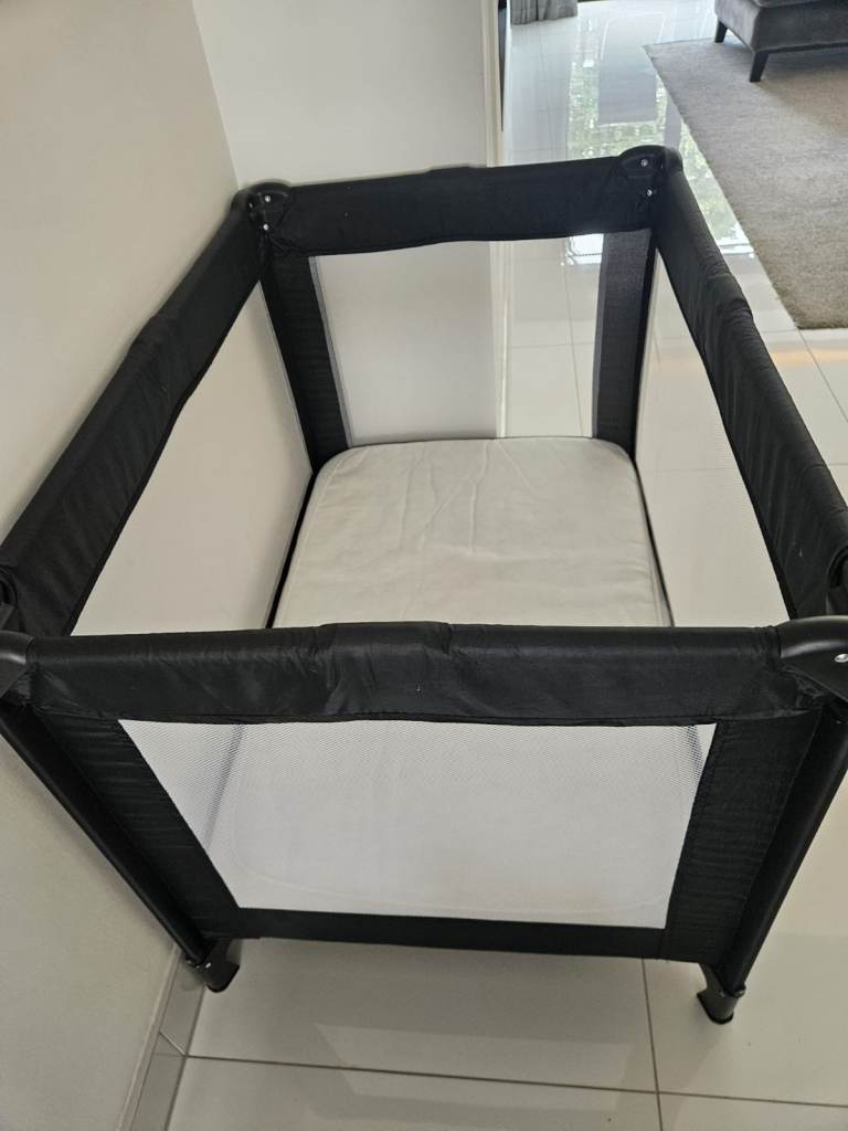 Red Kite Baby Travel Cot / Playpen – Black, Good Condition