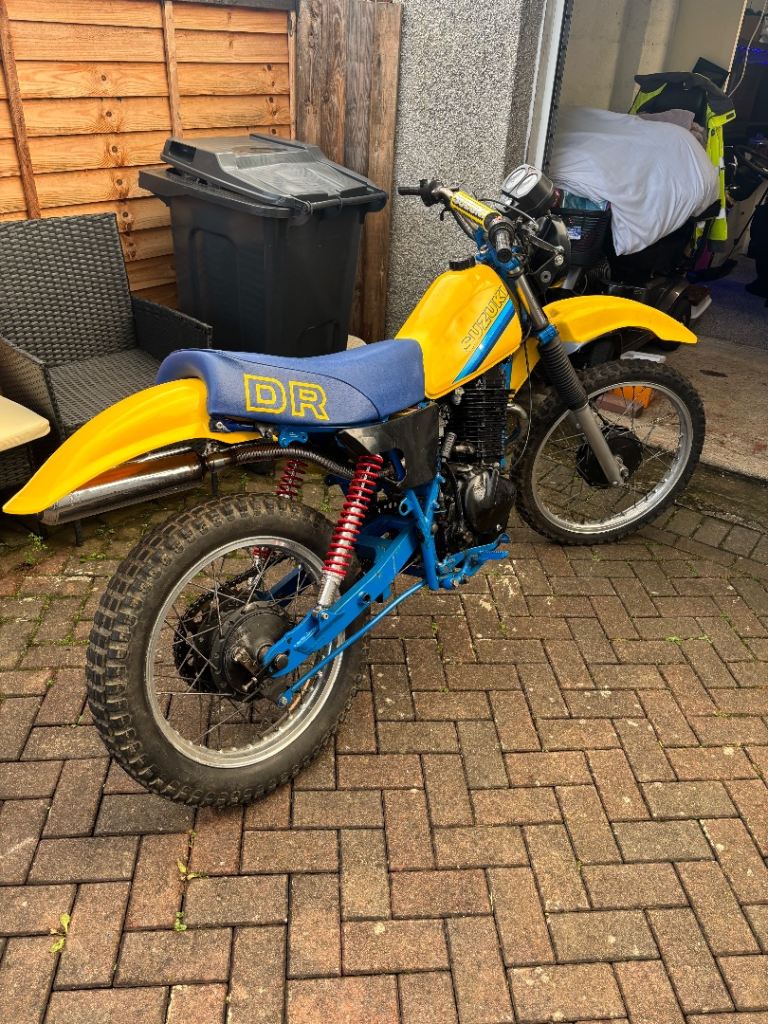 Suzuki DR400 project 