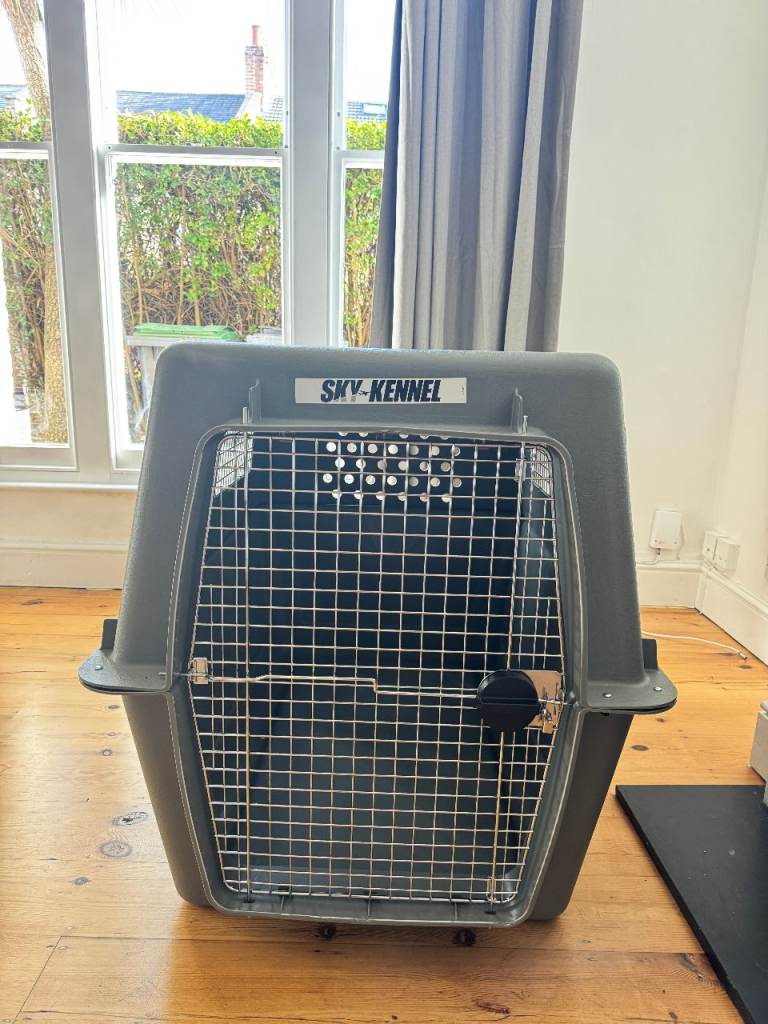 VERY NEW airline/IATA approved Petmate Sky Kennel 48" crate
