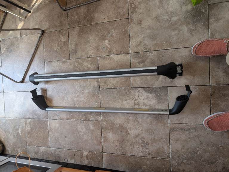toyota prius plus 2012 roof bars 
