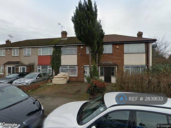6 bedroom house in Station Road, Hayes, UB3 (6 bed) (#2839133)