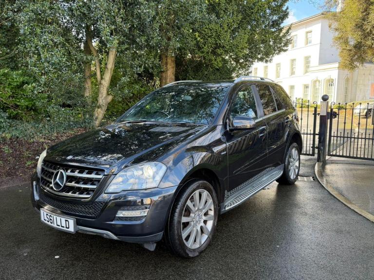 2011 Mercedes-Benz M Class 3.0 ML350 CDI V6 BlueEfficiency Grand Edition G-Tronic 4WD Euro 5 5dr ...