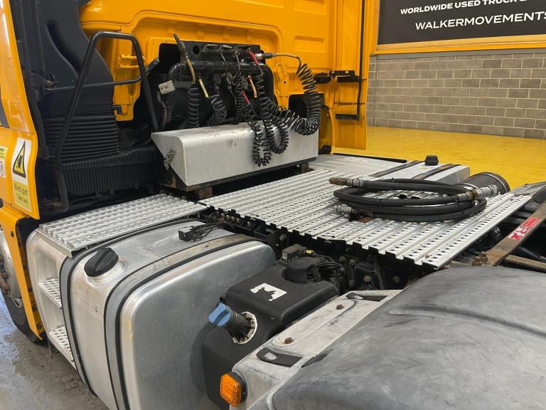 MAN TGX 26.480 *EURO 6* XLX 6X2 TAG AXLE TRACTOR UNIT - 2014 - L12 WMH