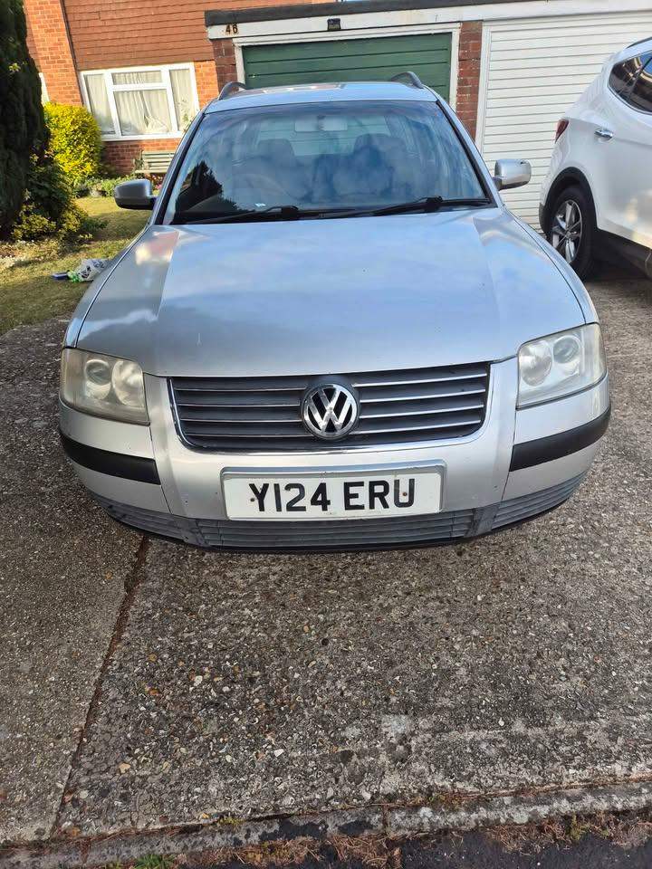 Volkswagen, PASSAT, Estate, 2001, Manual, 1896 (cc), 5 doors