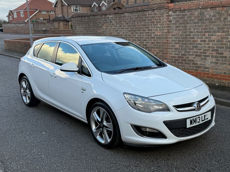 Vauxhall, ASTRA, Hatchback, 2013, Manual, 1364 (cc), 5 doors