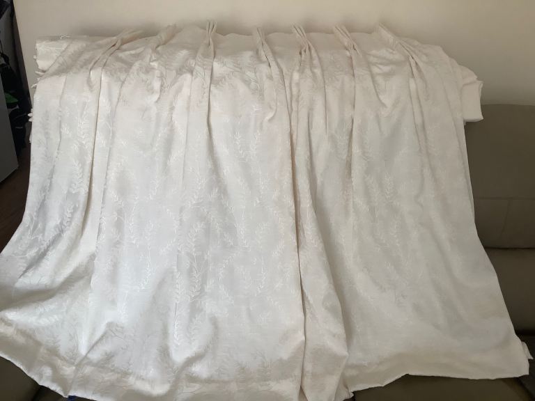 Top quality fully lined ivory curtains 2 pairs