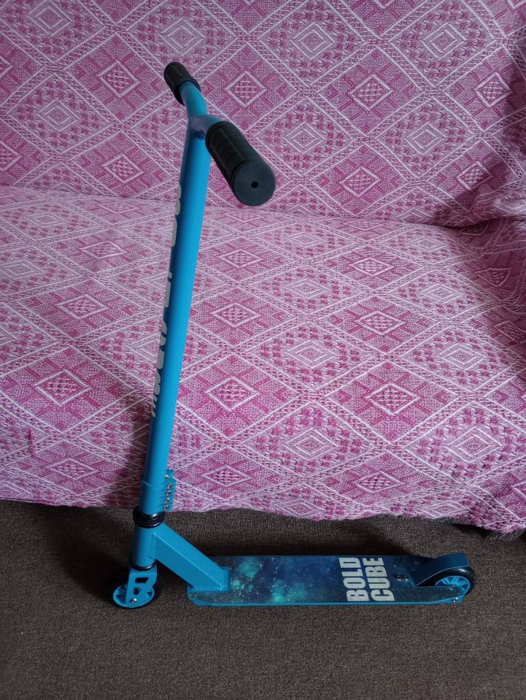BOLDCUBE Blue Stunt Scooter for 6-12 Years Freestyle Pro 360° Aluminium Micro Crystalized Deck ABEC