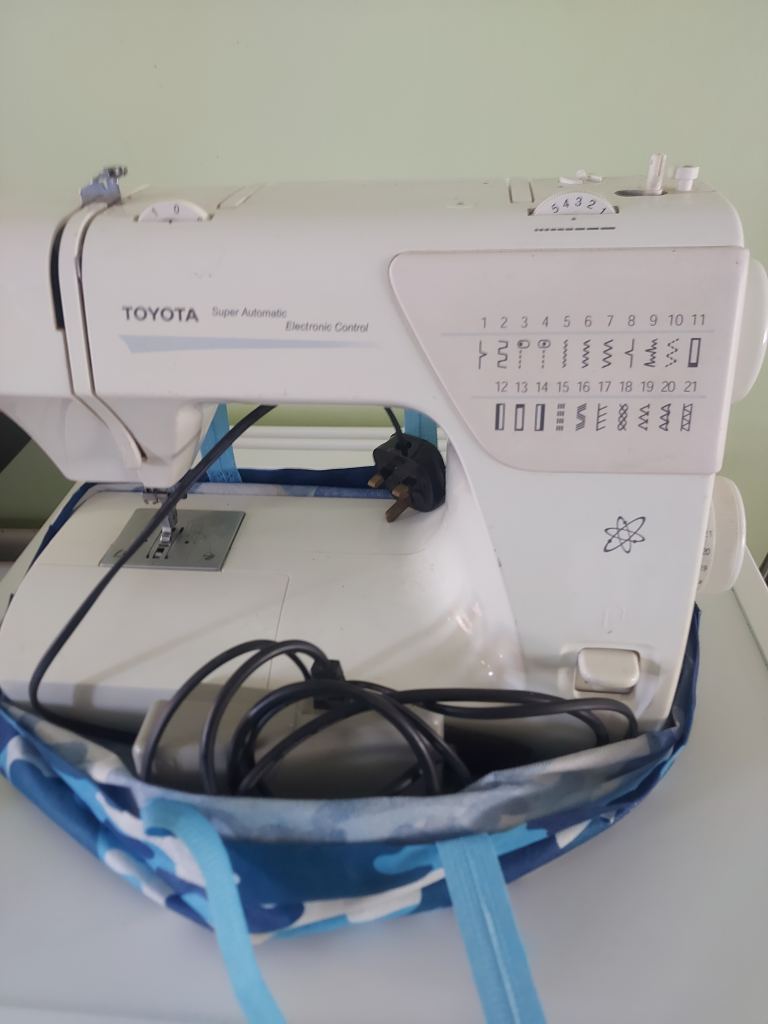 Toyota Super Automatic Electronic Control Sewing Machine