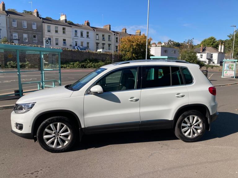 2015 Volkswagen Tiguan 2.0 TDI BlueMotion Tech Match DSG 4WD Euro 6 (s/s) 5dr ESTATE Diesel Autom...