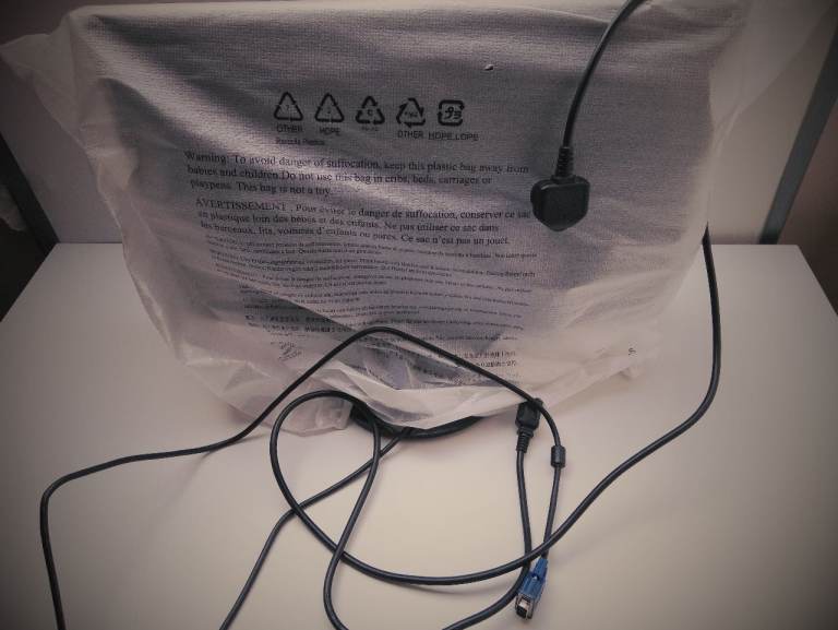 ASUS computer monitor 22 inch