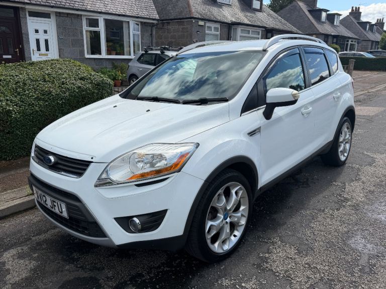 FORD KUGA TITANIUM AUTOMATIC 