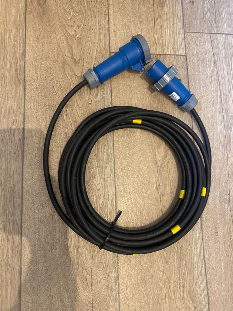 HEAVY DUTY ARCTIC CARAVAN HOOK UP EXTENSION LEAD 10m 16A. WITH TRIFLEX CABLE