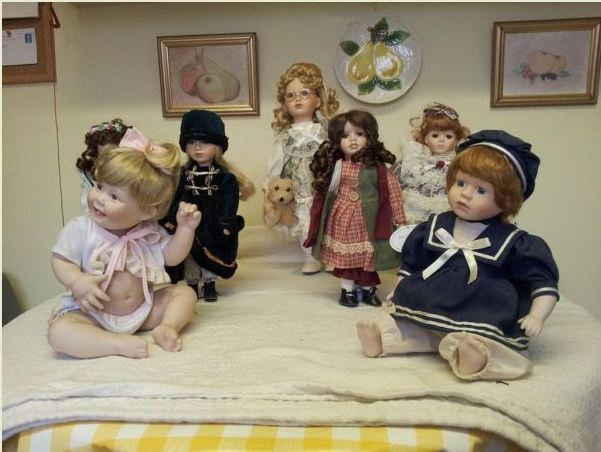 image for The Ashton - Drake Galleries