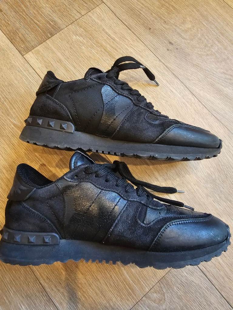 Valentino Garavani Black Trainers – Good Condition