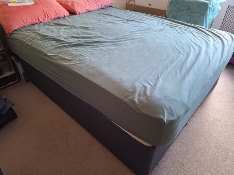 Double Divan Bed with Storage – Good Condition