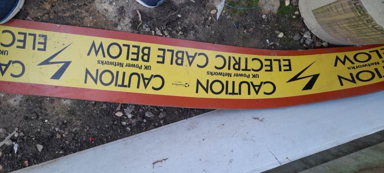 Caution cable protection  tile tape