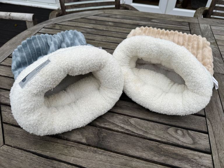 2 Cosy cat nesting mats from Kimpet