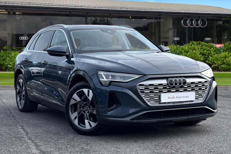 2023 Audi Q8 e-tron Sport 55 e-tron quattro 300,00 kW SUV ELECTRIC Automatic