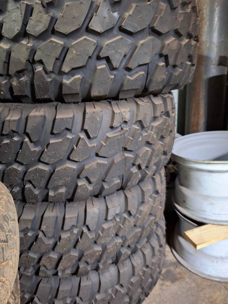 Off road tyres 