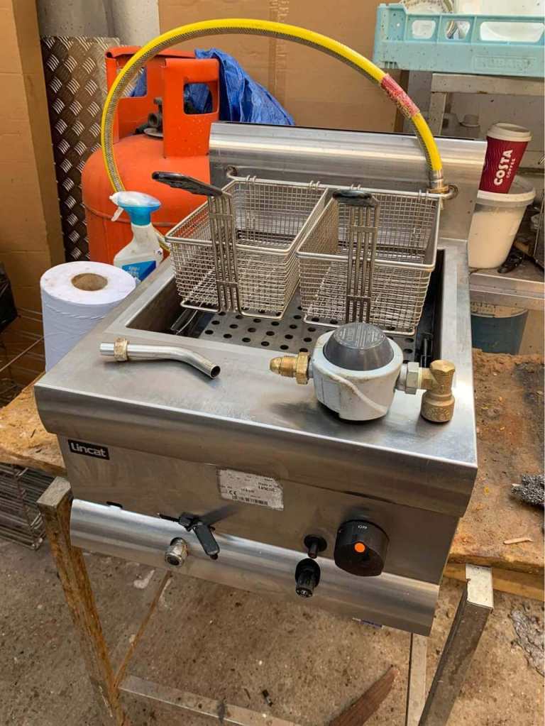 Catering equipment commercial Gas Tabletop Fryers restaurant trailer kitchen pub items 