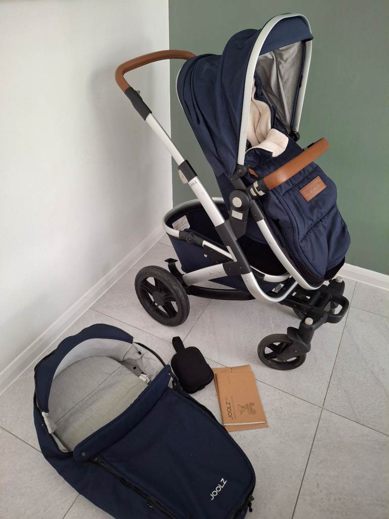 Joolz Geo pram and pushchair 