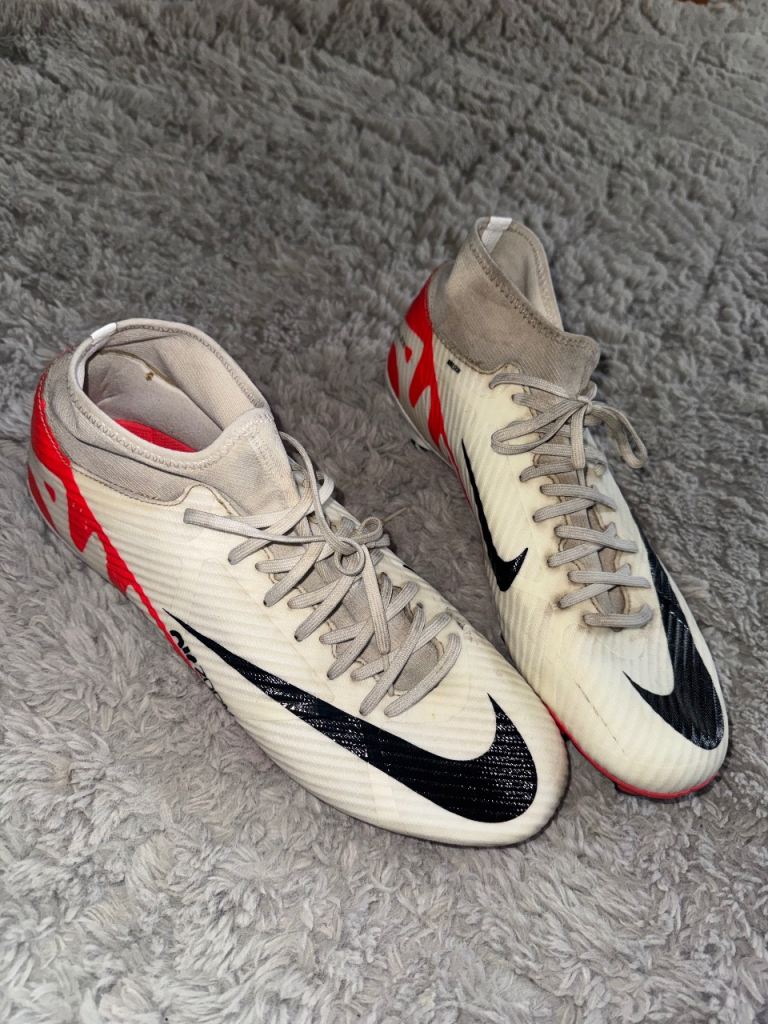 Size 11 uk Nike Mercurial Vapor Football Boots - White/Red, Good Condition