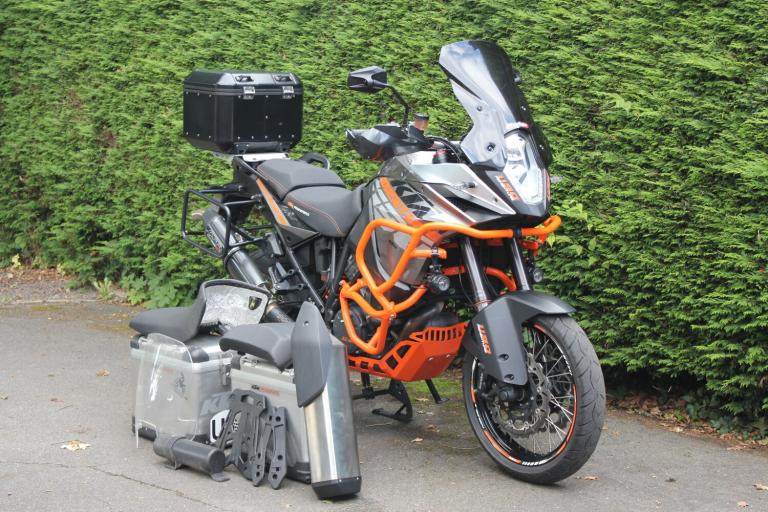 2015 KTM Adventure 1190 Adventure   Petrol Manual