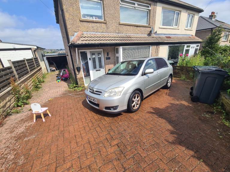 Toyota, COROLLA, Hatchback, 2004, Manual, 1598 (cc), 5 doors