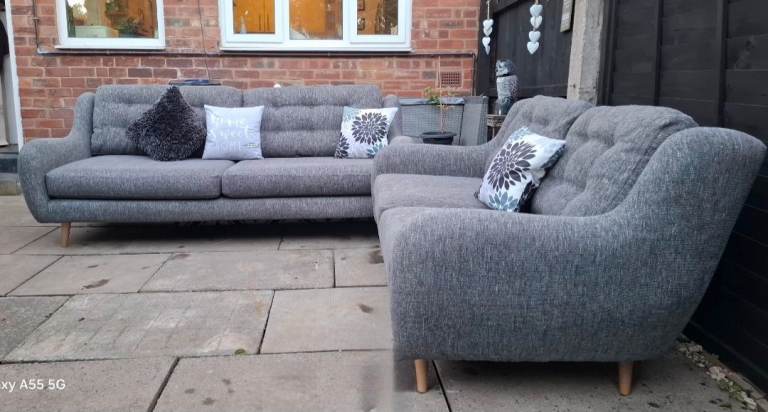 Grey Camden Dfs Sofas..4&2..Free 🚚Delivery WV, WS and DY Postcodes 