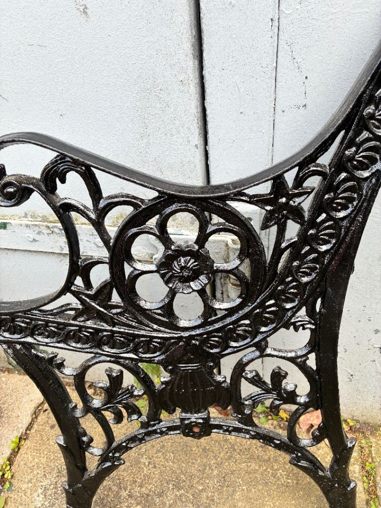 CAST IRON BENCH ENDS