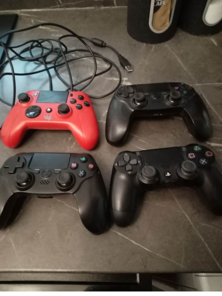 Playstation controllers