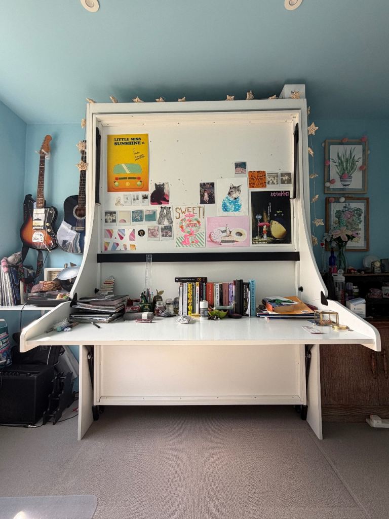 StudyBed Majestic - Double size wall bed with desk painted white